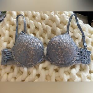 Victoria’s Secret very sexy push up 34C